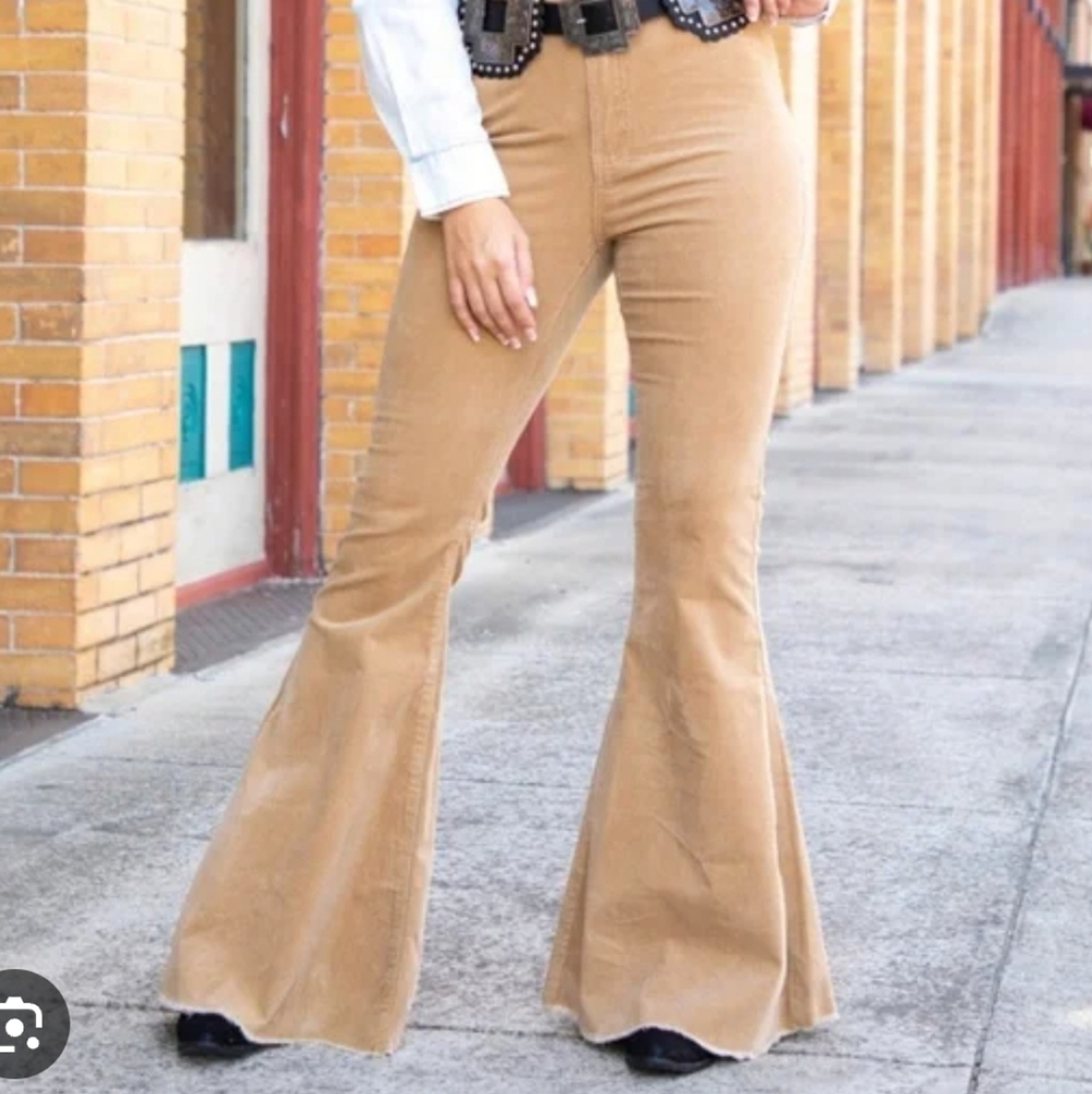 Forever 21 Khaki Flare Pants/jeans Size Large NWT